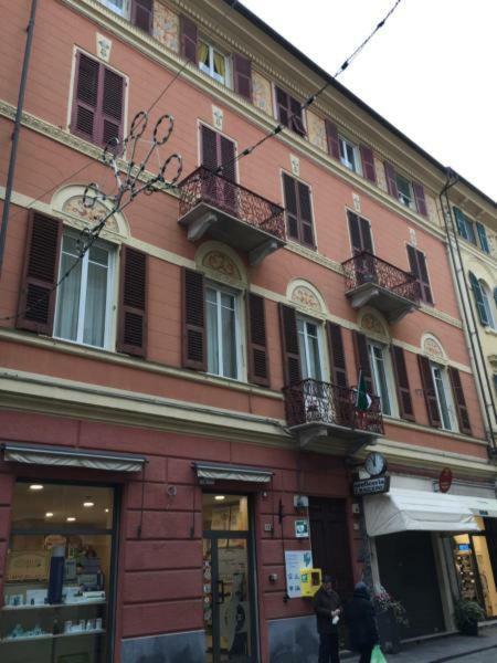 Apartamento Antica Dimora Albenga Exterior foto